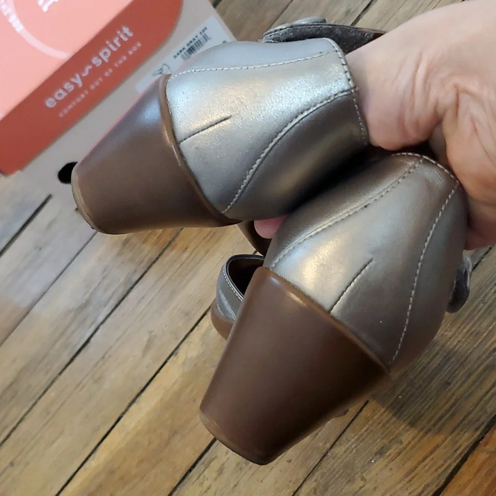 Women's Clarice Mary Jane Block Heel Dress Pumps - Picture 13 of 13